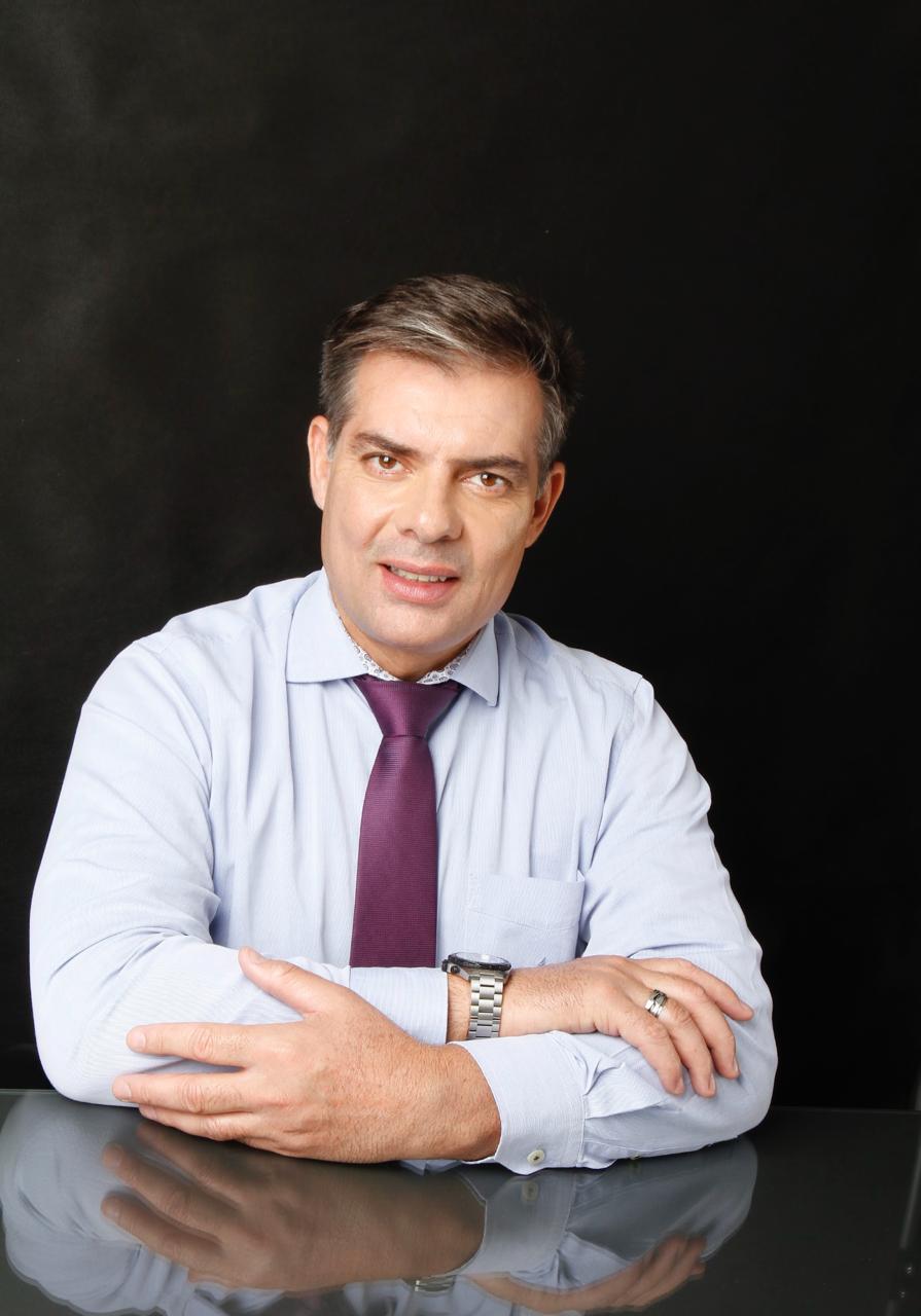 dr. Stefano Simões